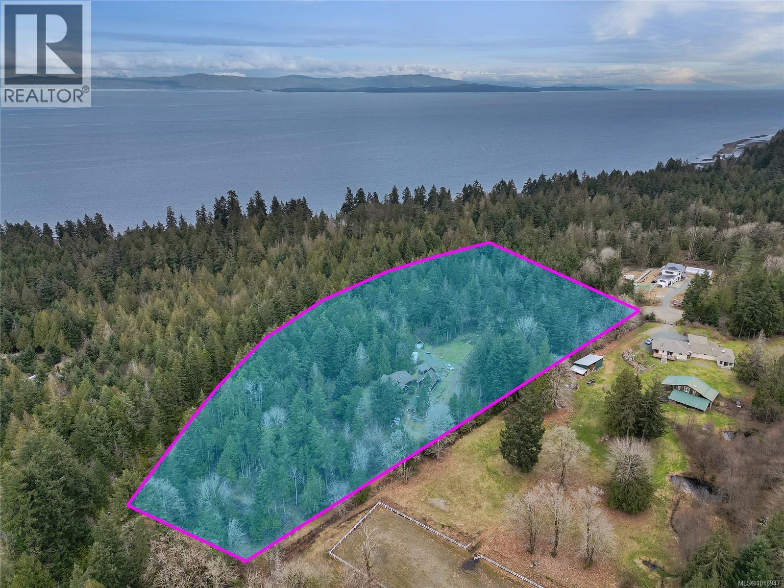 300 BONSAI Pl, Qualicum Beach, British Columbia