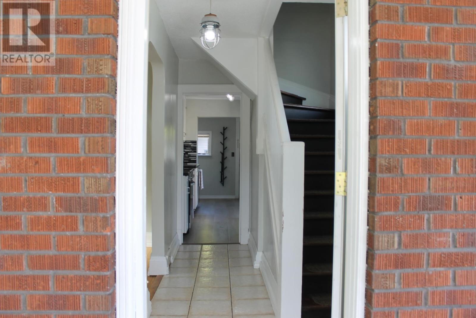 421 John St, Sault Ste. Marie, Ontario  P6C 3J8 - Photo 6 - SM252961