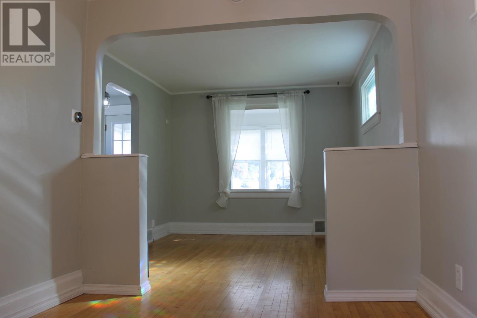 421 John St, Sault Ste. Marie, Ontario  P6C 3J8 - Photo 8 - SM252961