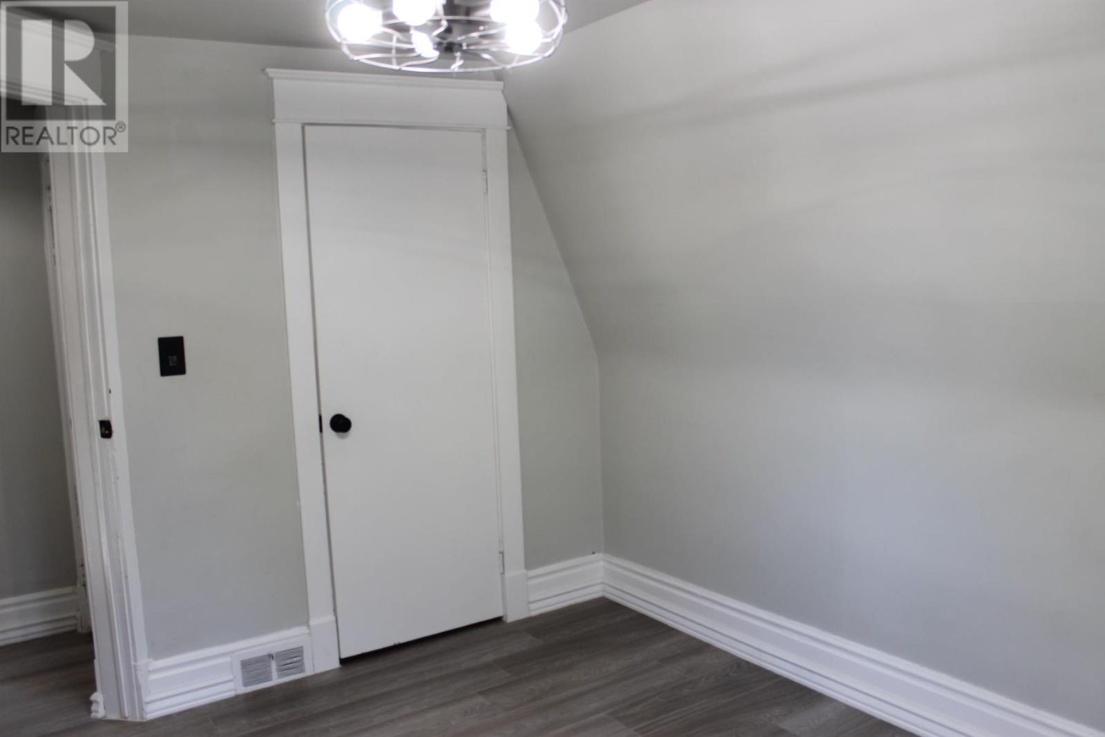 421 John St, Sault Ste. Marie, Ontario  P6C 3J8 - Photo 13 - SM252961