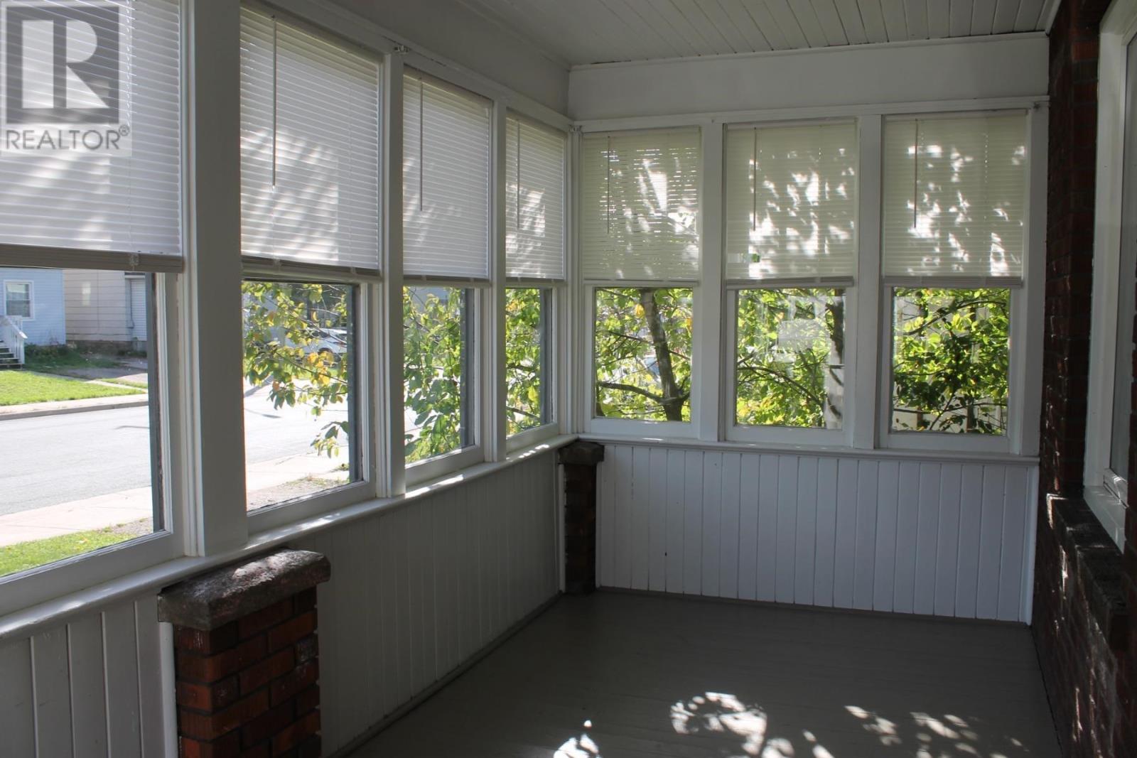 421 John St, Sault Ste. Marie, Ontario  P6C 3J8 - Photo 5 - SM252961