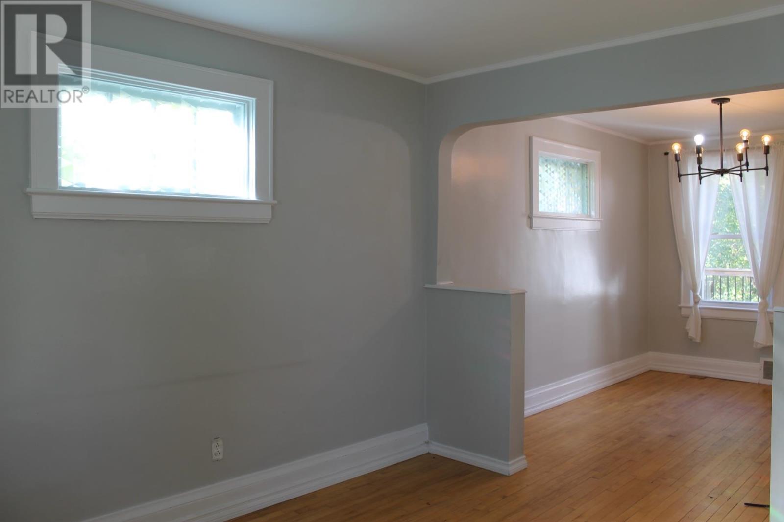 421 John St, Sault Ste. Marie, Ontario  P6C 3J8 - Photo 9 - SM252961