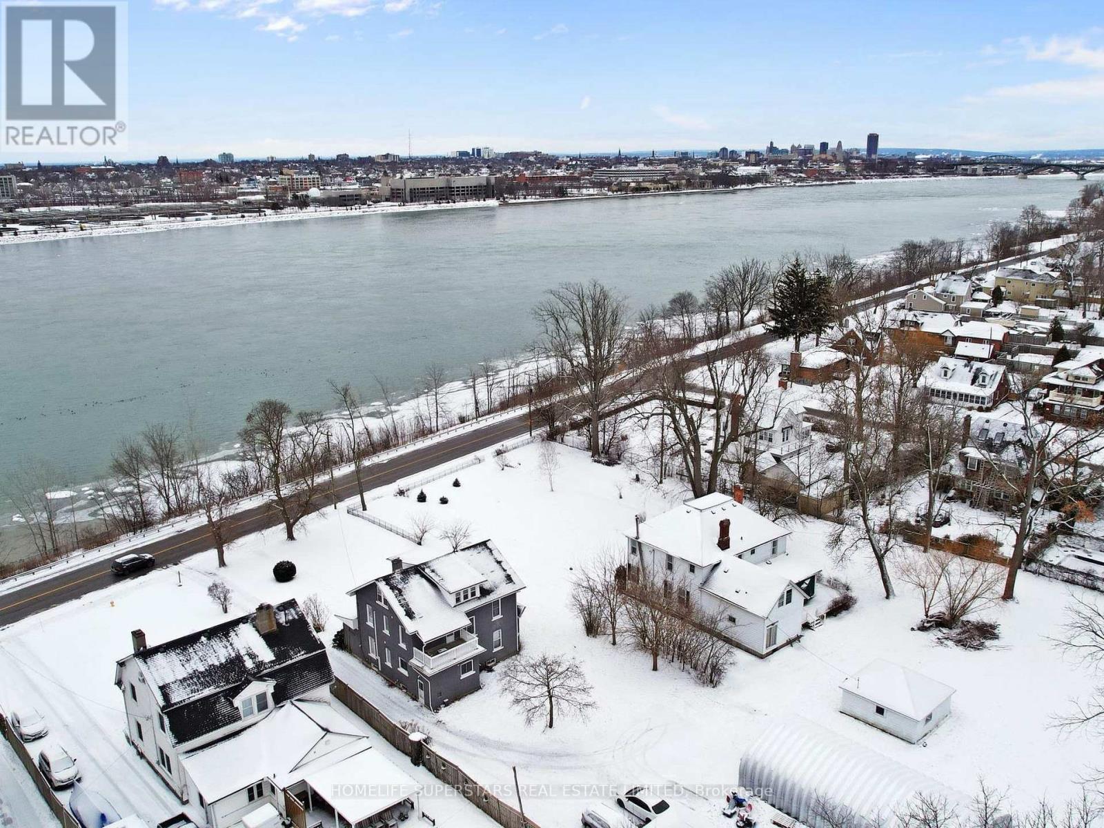 535 Niagara Boulevard, Fort Erie, Ontario  L2A 3H3 - Photo 13 - X12511282