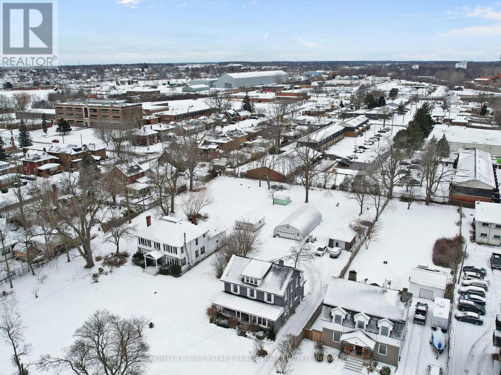 535 Niagara Boulevard, Fort Erie, Ontario  L2A 3H3 - Photo 6 - X12511282