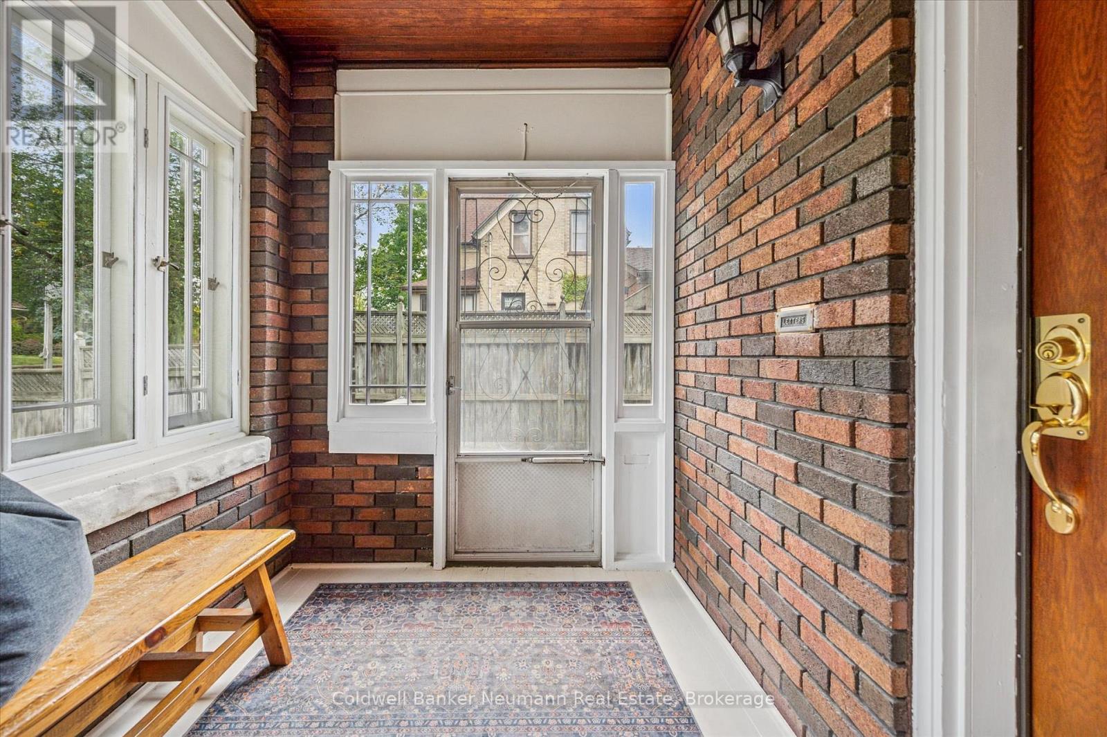 39 Agnes Street, Kitchener, Ontario N2G 2E9 - Photo 23 - X12511382