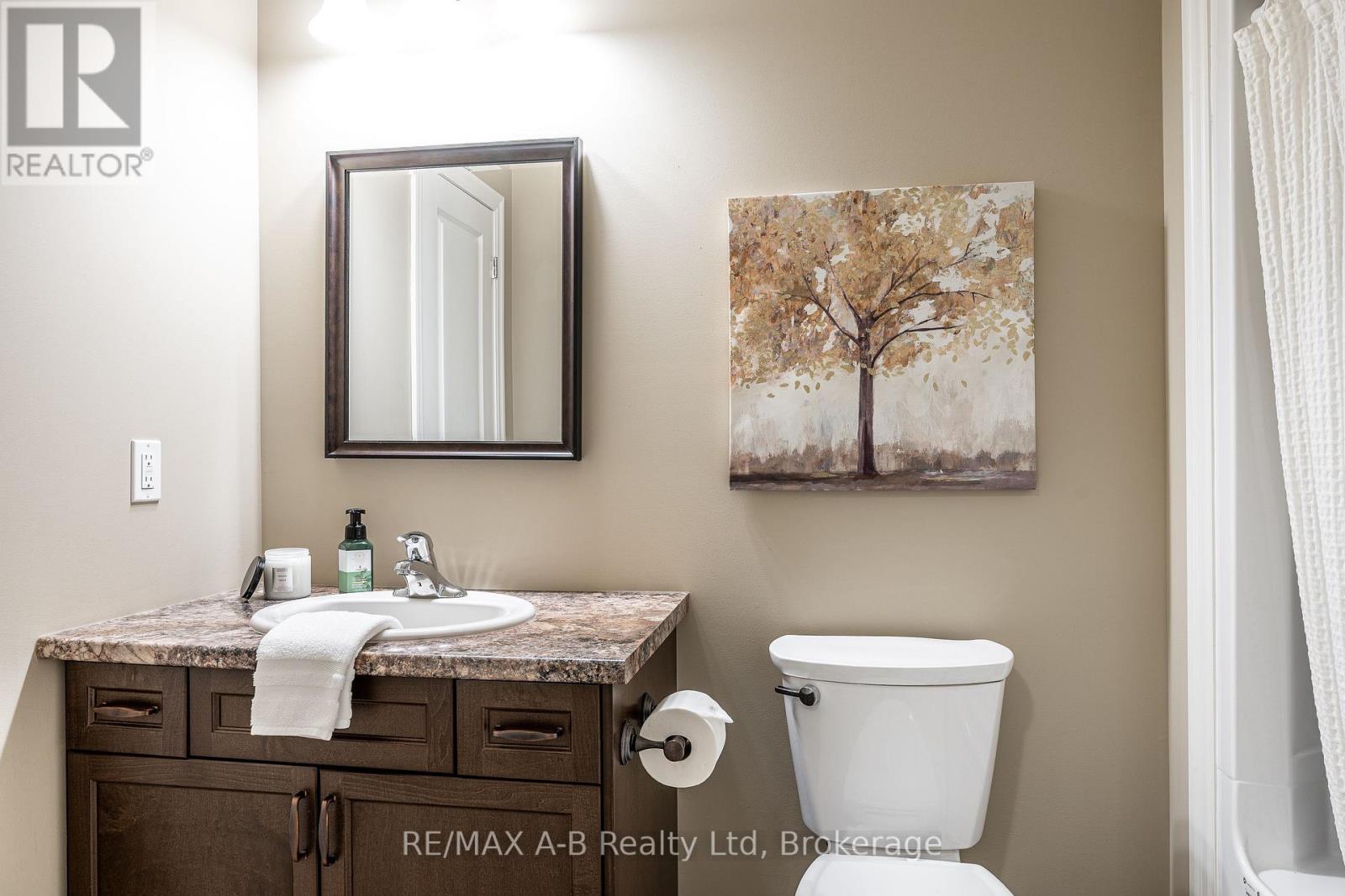 30 Homefield Court, St. Marys, Ontario N4X 0A4 - Photo 24 - X12511448