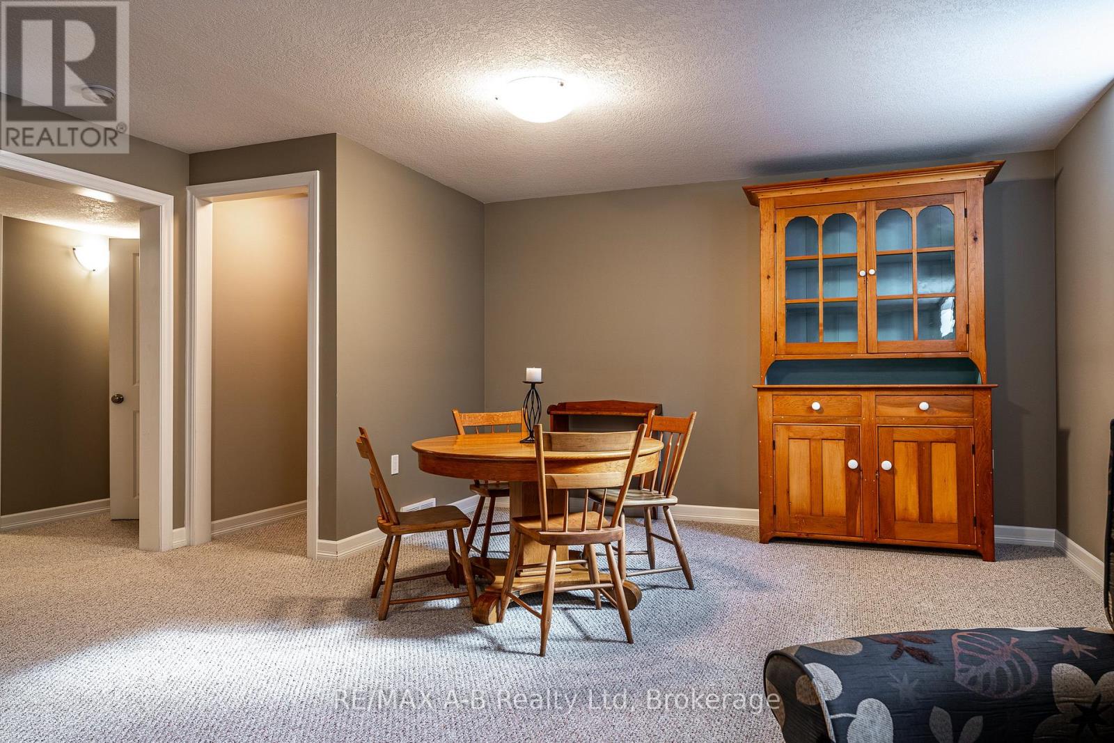 30 Homefield Court, St. Marys, Ontario N4X 0A4 - Photo 34 - X12511448