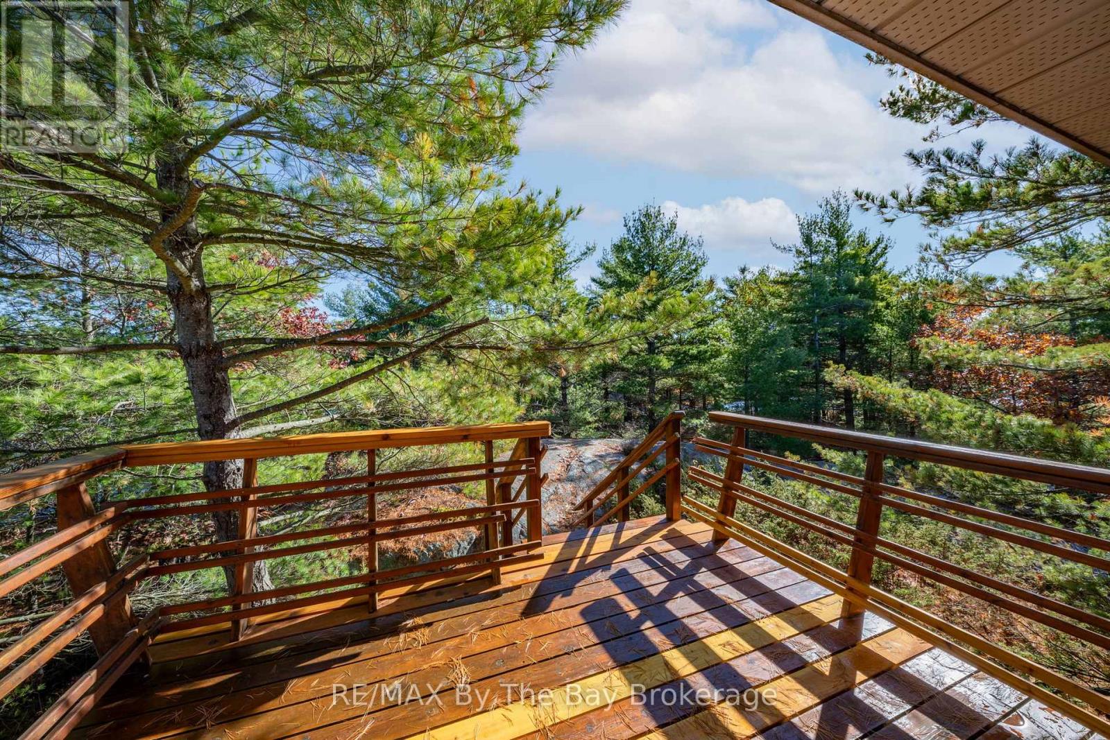 2 Island 2890, Georgian Bay, Ontario P0E 1E0 - Photo 28 - X12511512