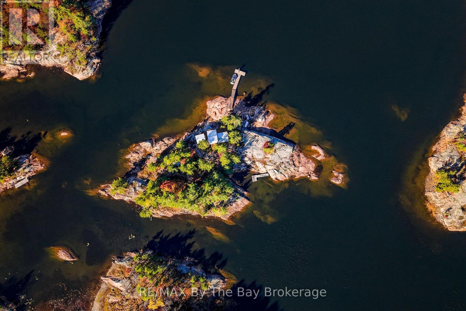 2 Island 2890, Georgian Bay, Ontario P0E 1E0 - Photo 46 - X12511512