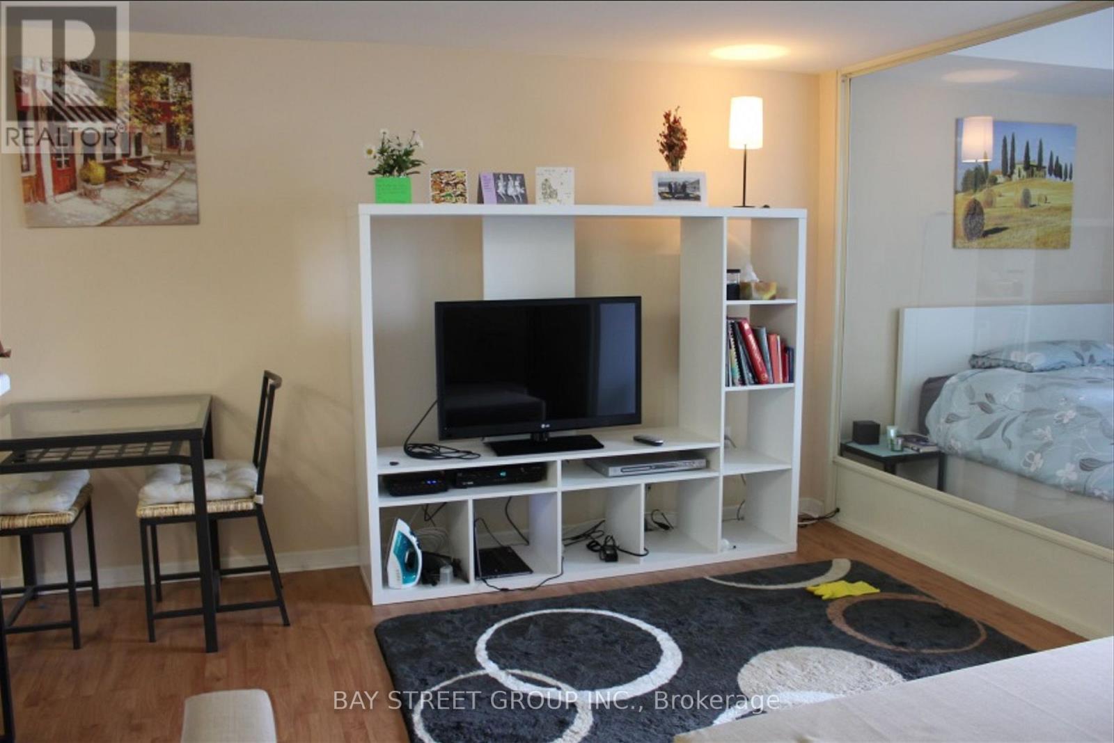 2213 - 1001 Bay Street, Toronto, Ontario M5S 3A6 - Photo 3 - C12480050