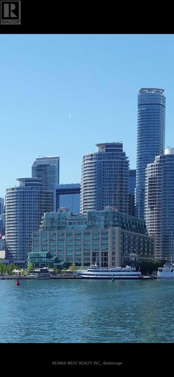 312 - 208 QUEENS QUAY W, Toronto, Ontario