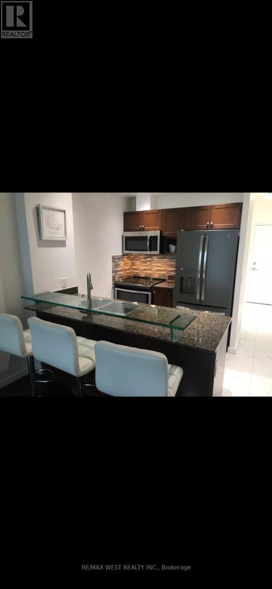 312 - 208 Queens Quay W, Toronto (Waterfront Communities), Ontario  M5J 1B5 - Photo 12 - C12510144