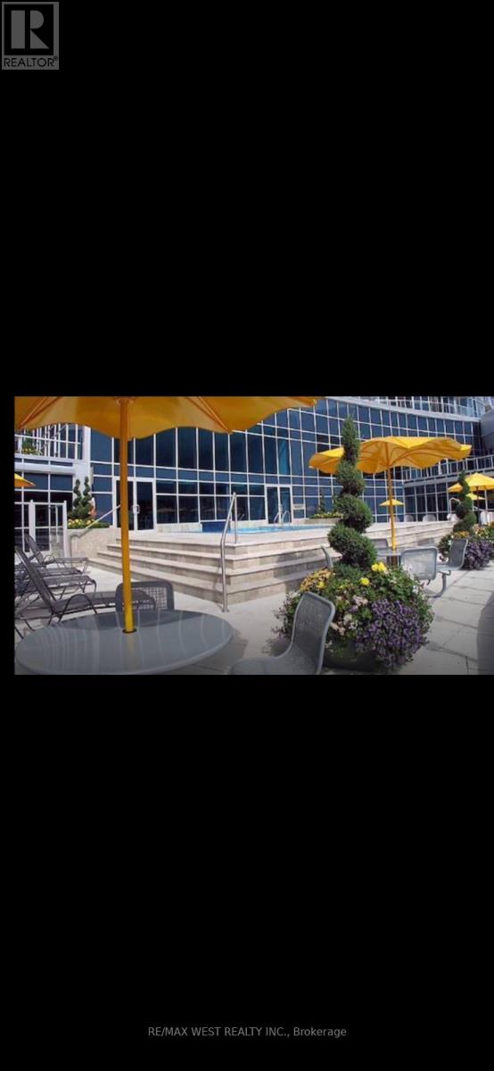 312 - 208 Queens Quay W, Toronto (Waterfront Communities), Ontario  M5J 1B5 - Photo 13 - C12510144