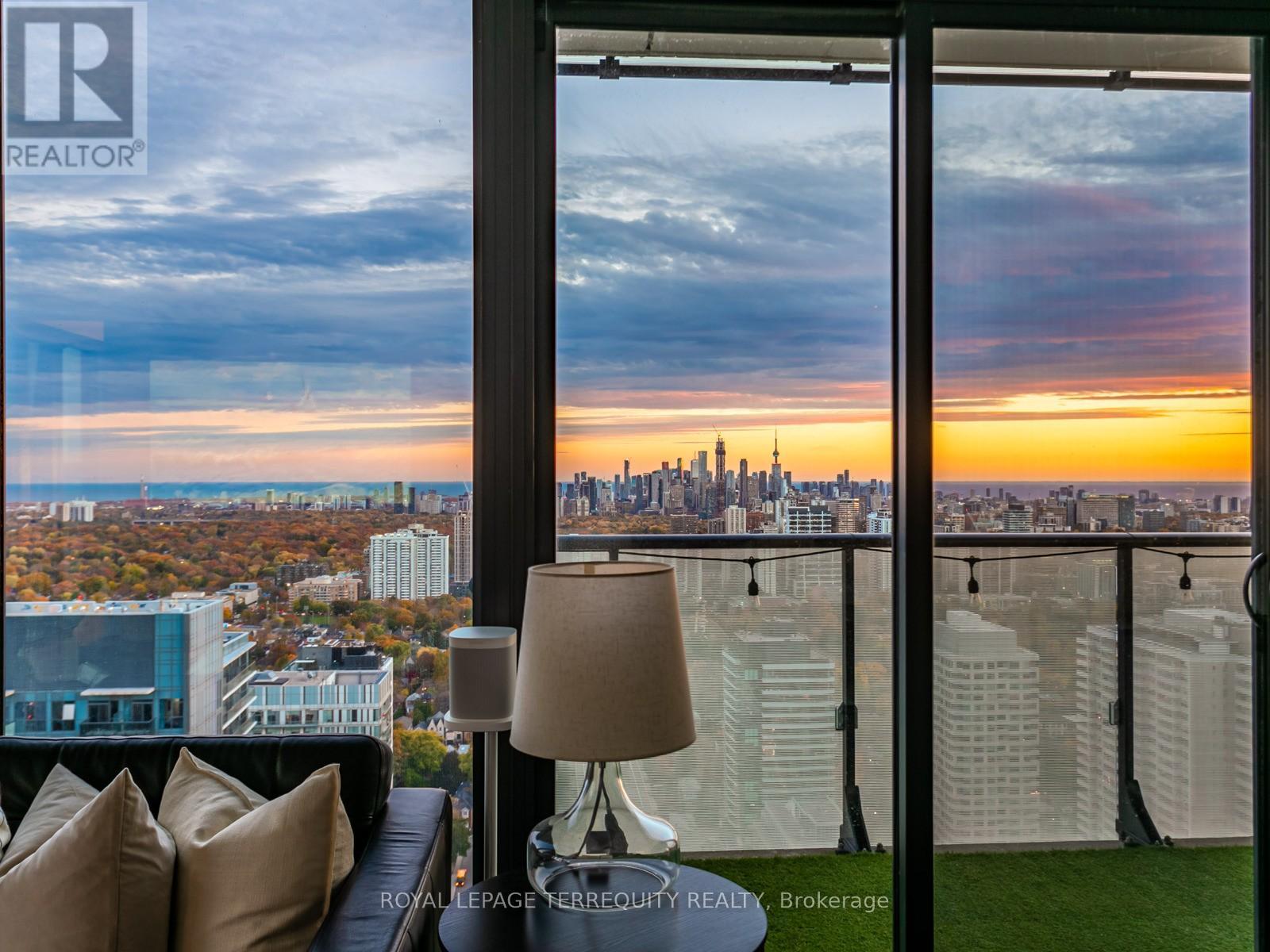 4209 - 161 Roehampton Avenue, Toronto, Ontario  M4P 0C8 - Photo 30 - C12507316