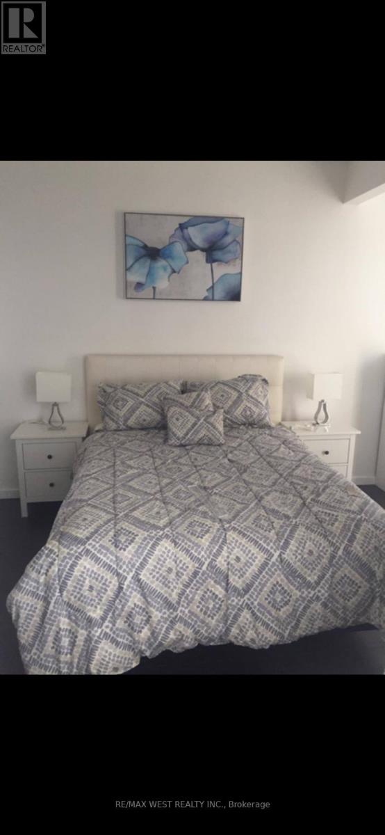 312 - 208 Queens Quay W, Toronto (Waterfront Communities), Ontario  M5J 1B5 - Photo 5 - C12510144