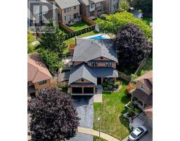 32 FALSTAFF CRESCENT, Whitby, Ontario