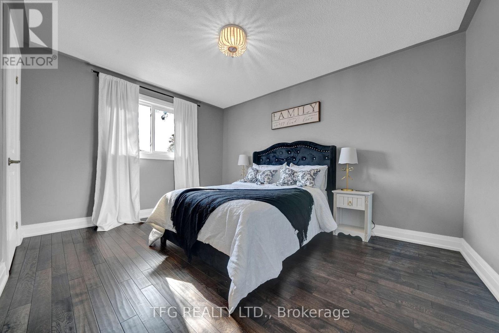 32 Falstaff Crescent, Whitby, Ontario  L1R 1W3 - Photo 27 - E12511490