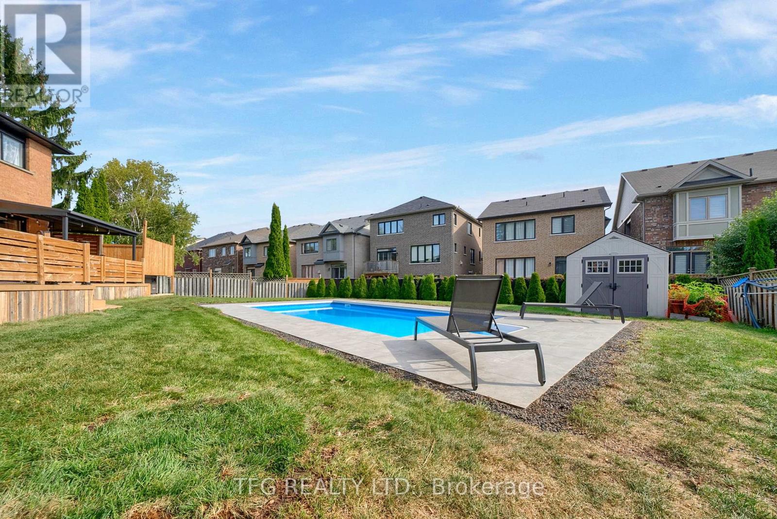 32 Falstaff Crescent, Whitby, Ontario  L1R 1W3 - Photo 45 - E12511490