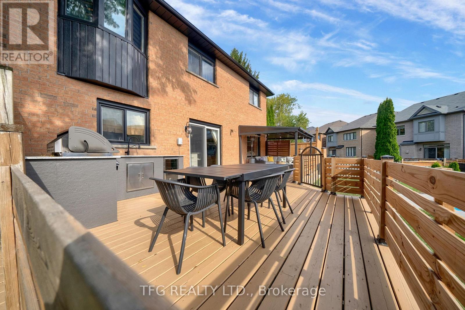 32 Falstaff Crescent, Whitby, Ontario  L1R 1W3 - Photo 40 - E12511490