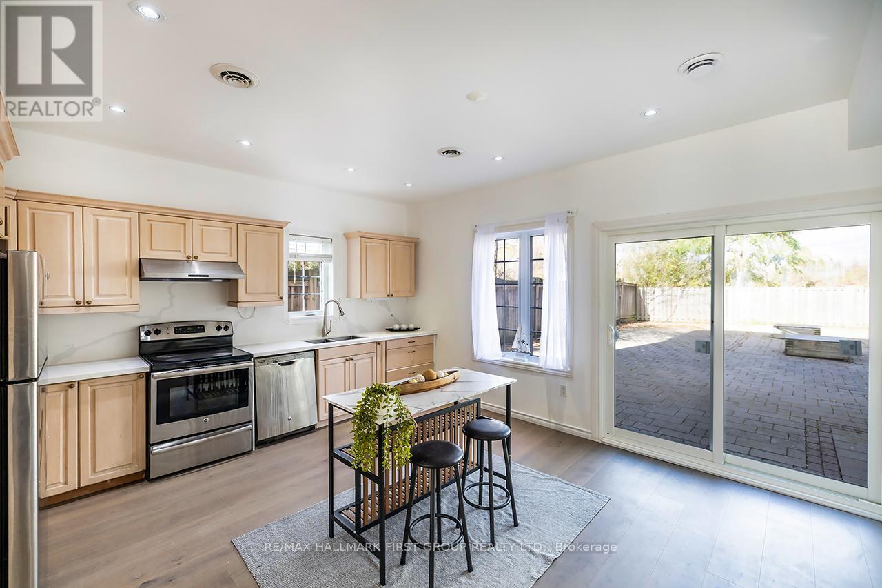 55 Ontoro Boulevard, Ajax (South East), Ontario  L1Z 1X6 - Photo 36 - E12484864