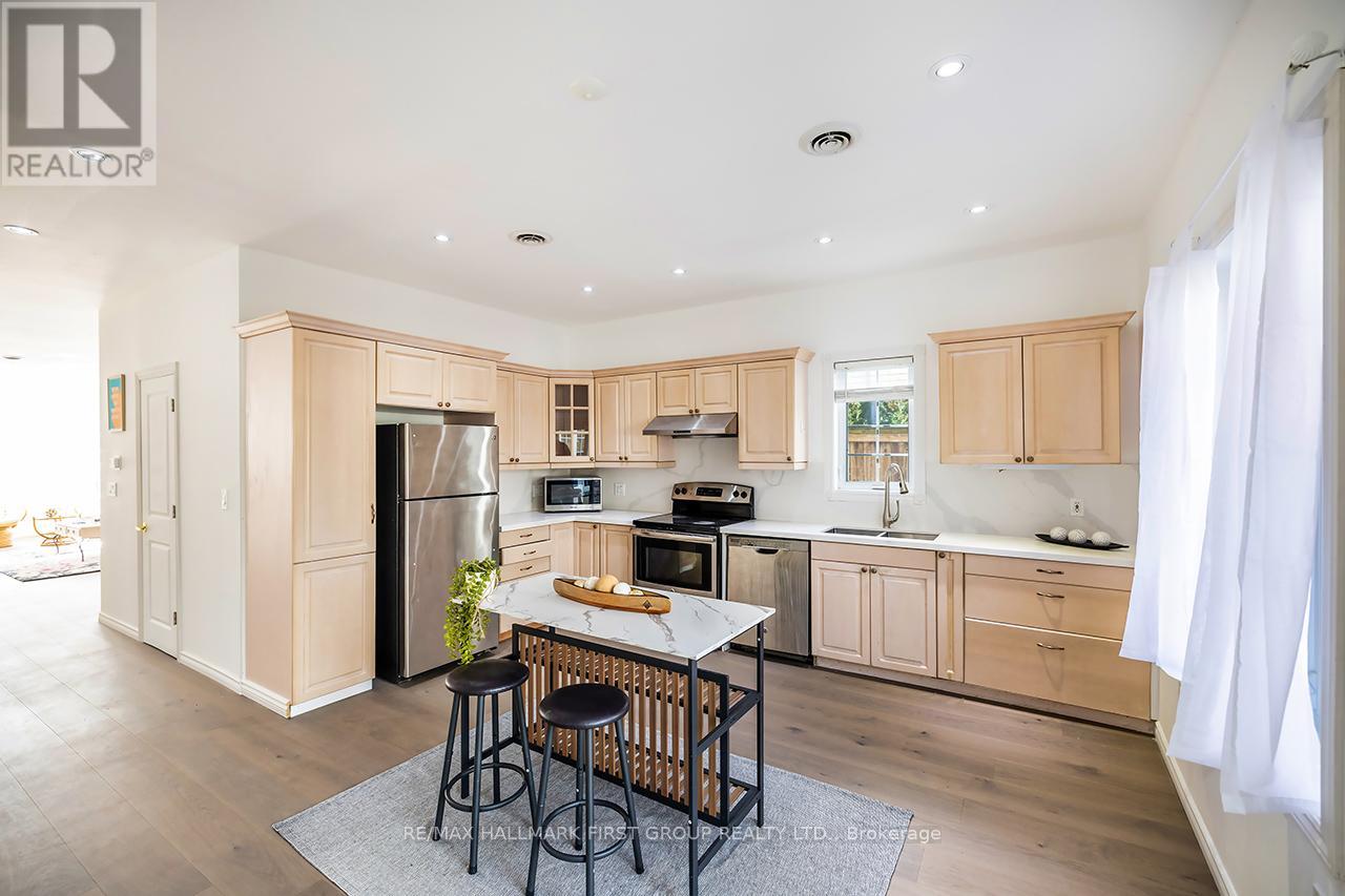 55 Ontoro Boulevard, Ajax (South East), Ontario  L1Z 1X6 - Photo 37 - E12484864