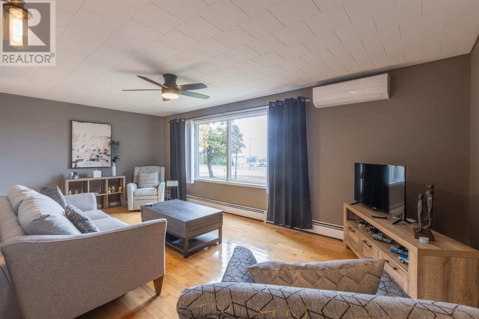 505 Rte 2, Souris West, Prince Edward Island  C0A 2B0 - Photo 5 - 202527320