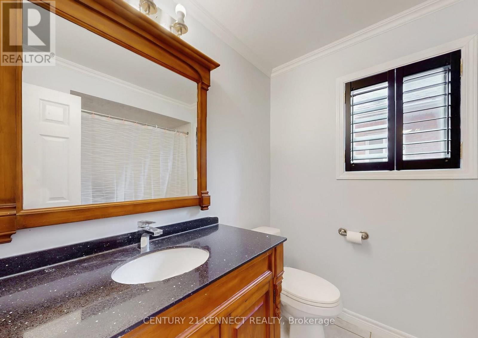 134 Medland Avenue, Whitby, Ontario  L1P 1W7 - Photo 21 - E12499376