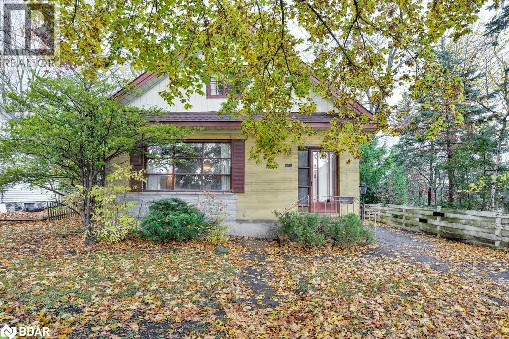 146 West Street N, Orillia, Ontario L3V 5C5 - Photo 2 - 40785502