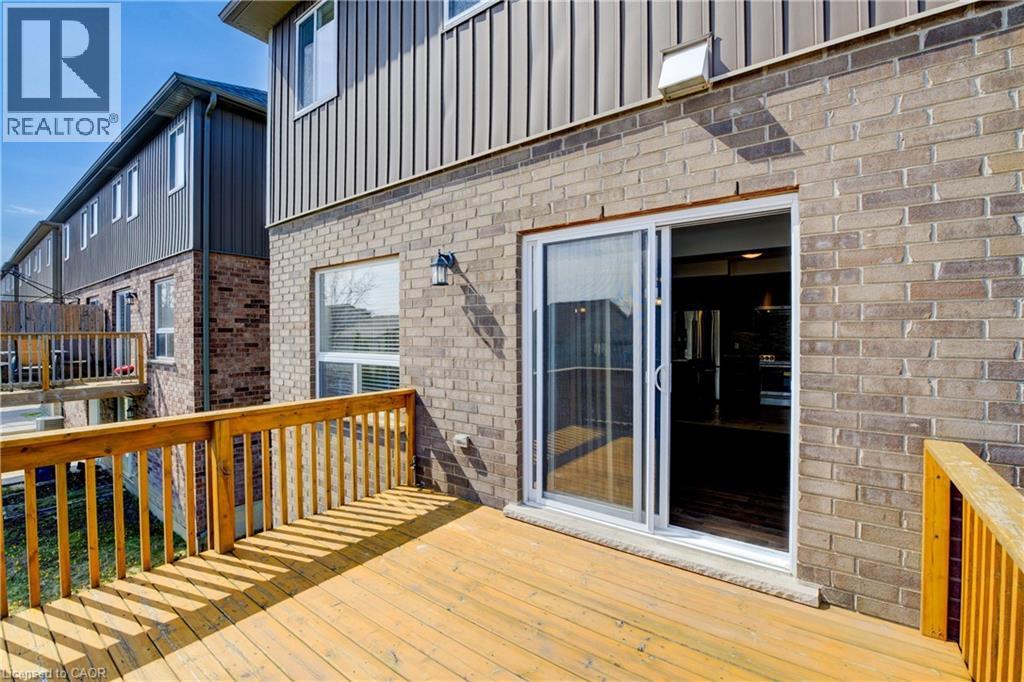 618 Montpellier Drive Unit# A, Waterloo, Ontario  N2T 0B2 - Photo 38 - 40774072