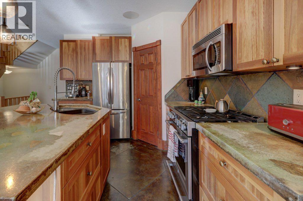 2720 20 Street Sw, Calgary, Alberta  T2T 0B9 - Photo 5 - A2267538