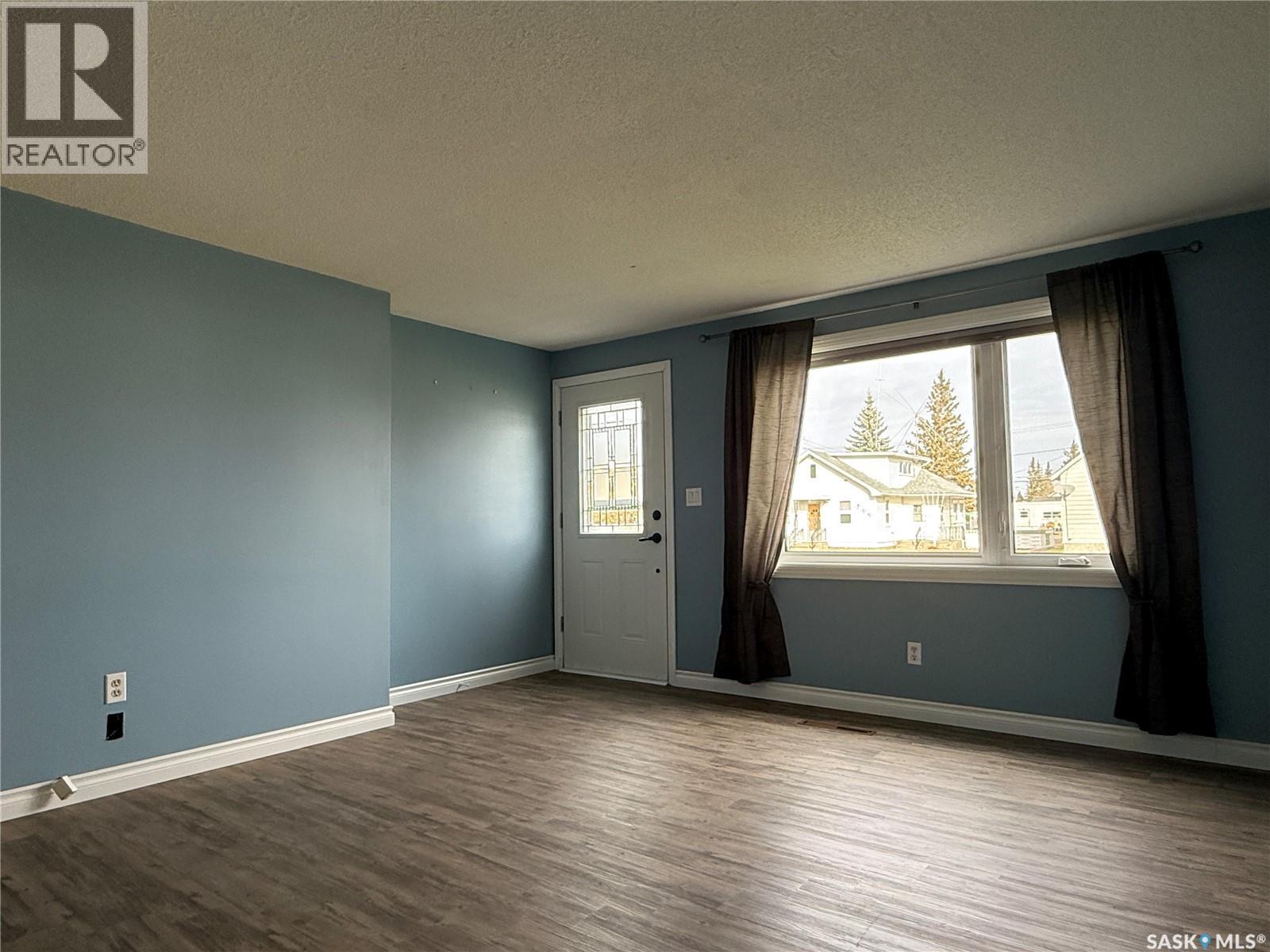 359 4th Avenue W, Melville, Saskatchewan  S0A 2P0 - Photo 14 - SK022377