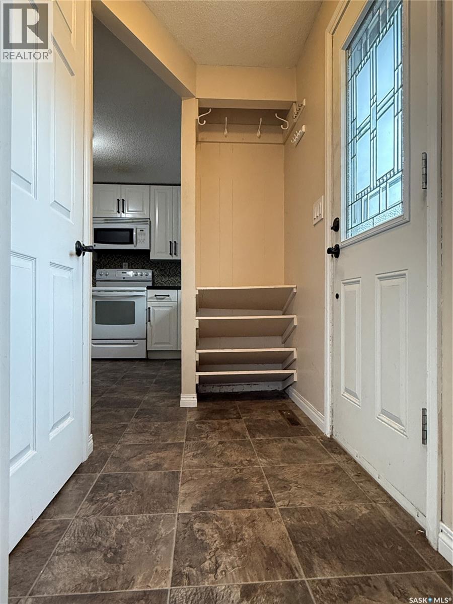 359 4th Avenue W, Melville, Saskatchewan  S0A 2P0 - Photo 20 - SK022377