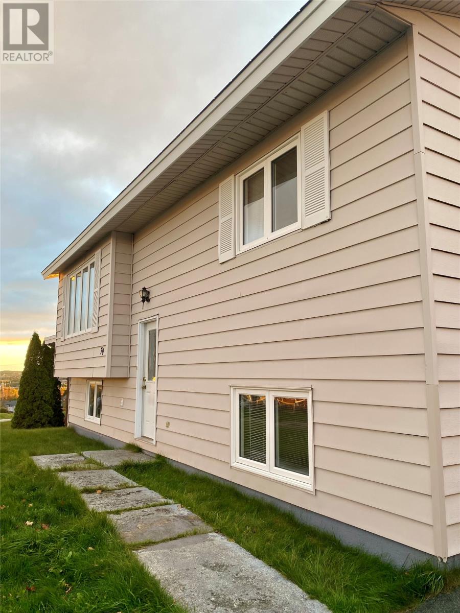 70 Elizabeth Drive, Paradise, Newfoundland & Labrador  A1L 1E5 - Photo 2 - 1292318