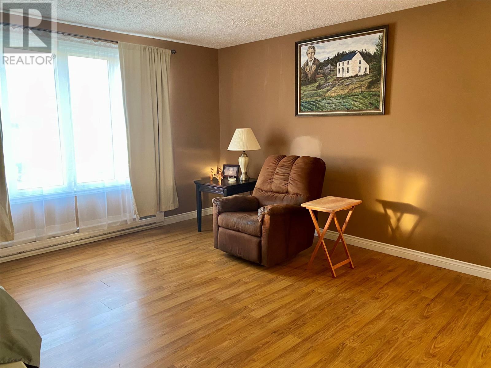 70 Elizabeth Drive, Paradise, Newfoundland & Labrador  A1L 1E5 - Photo 3 - 1292318