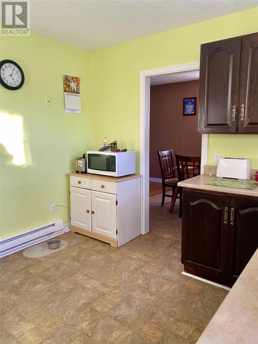 70 Elizabeth Drive, Paradise, Newfoundland & Labrador  A1L 1E5 - Photo 5 - 1292318