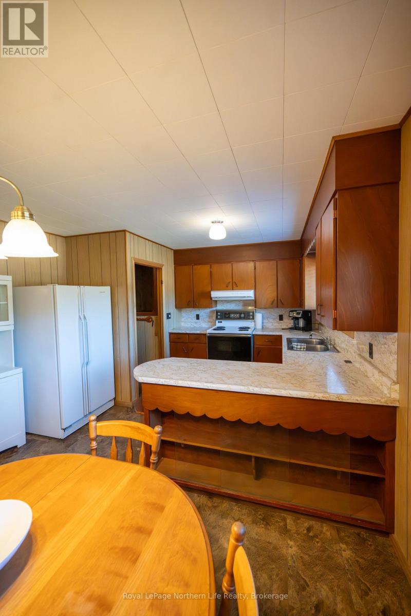 126 Highway 531, Bonfield, Ontario P0H 1E0 - Photo 10 - X12511816