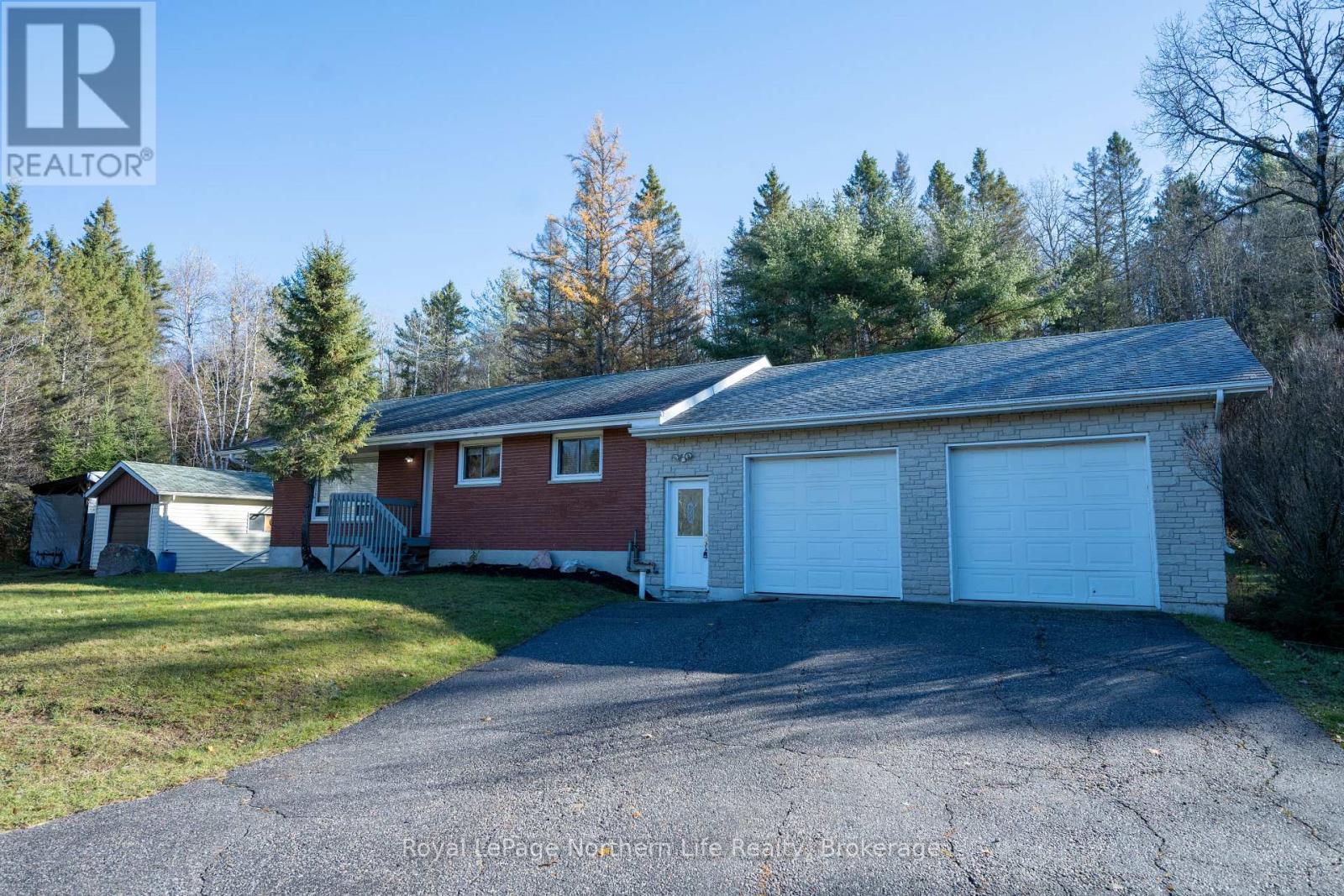 126 Highway 531, Bonfield, Ontario P0H 1E0 - Photo 41 - X12511816