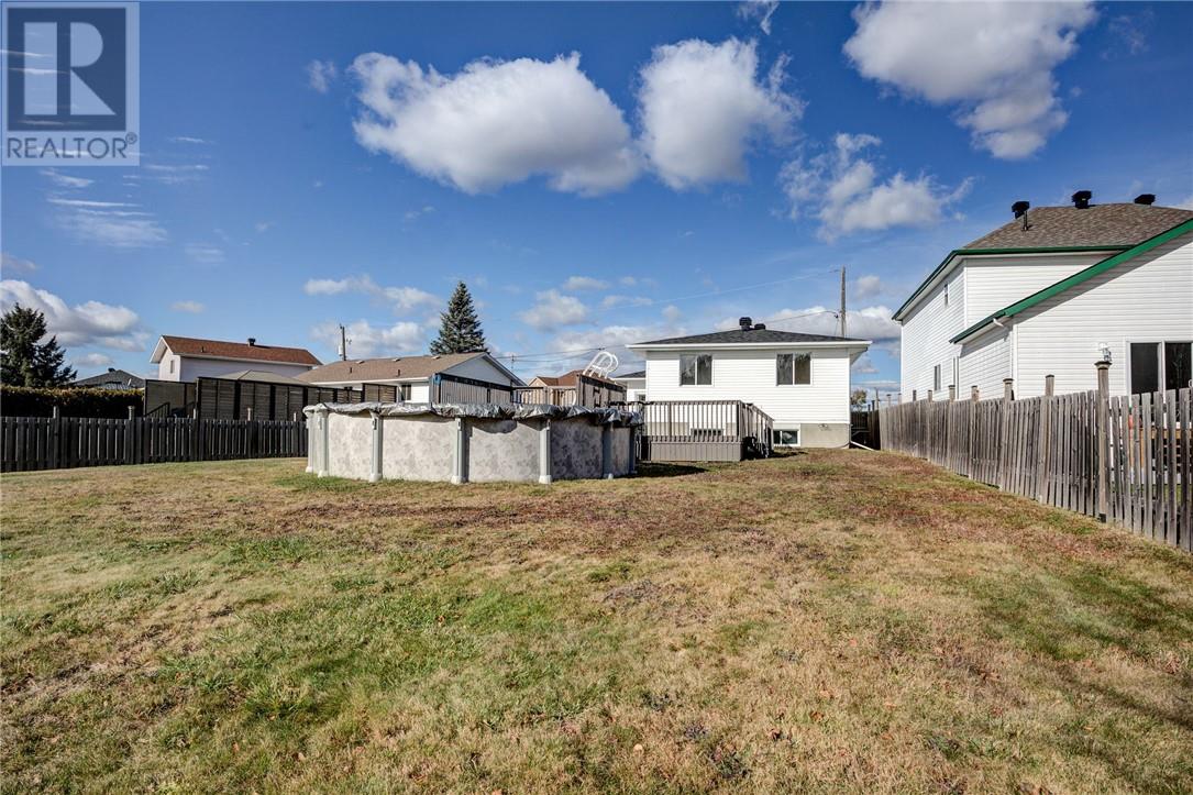 221 Ray Street, Wahnapitae, Ontario P0M 3C0 - Photo 28 - 2125513