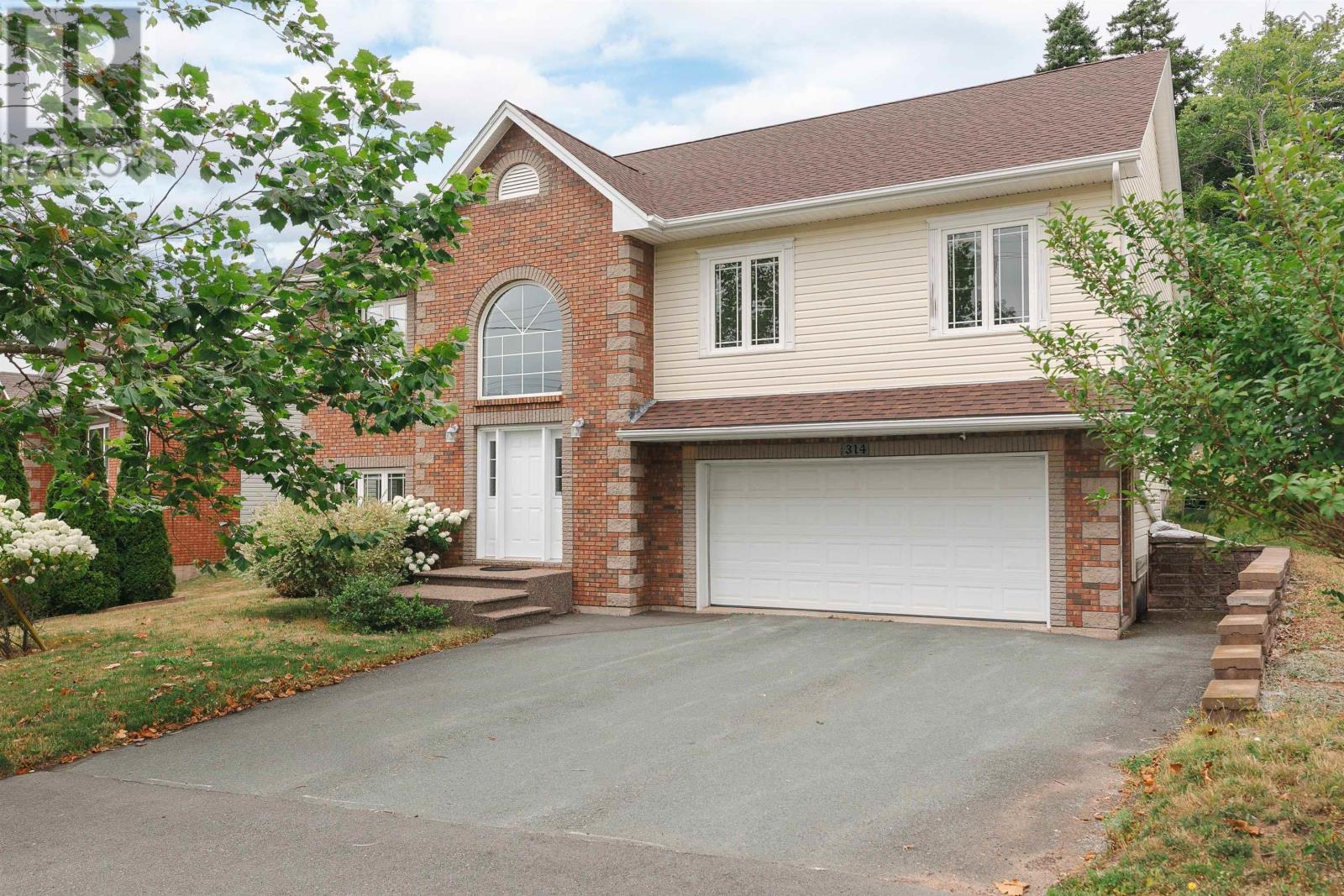 314 Portland Hills Drive, Dartmouth, Nova Scotia