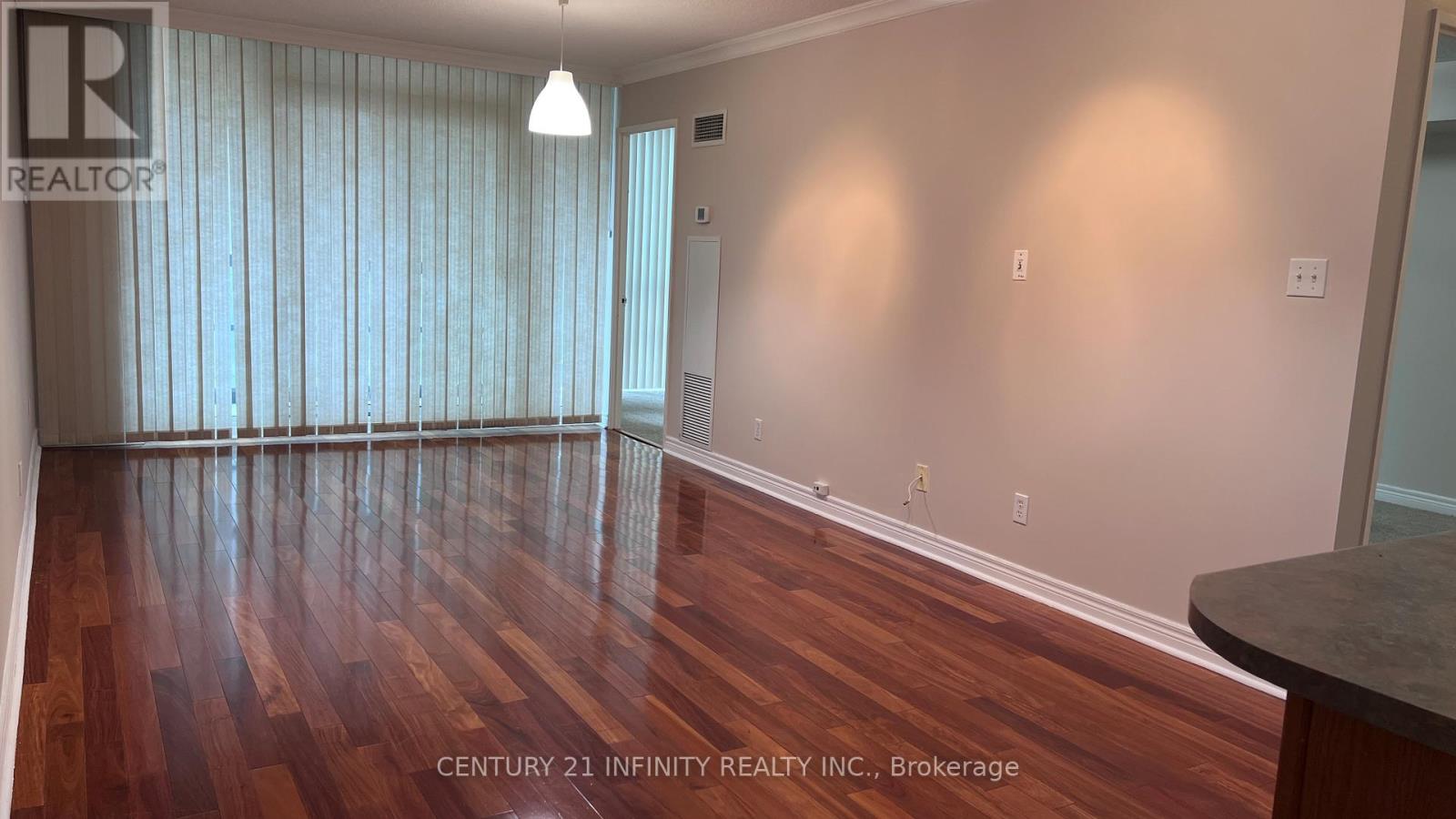 2116 - 156 Enfield Place, Mississauga (City Centre), Ontario  L5B 4L8 - Photo 12 - W12511778