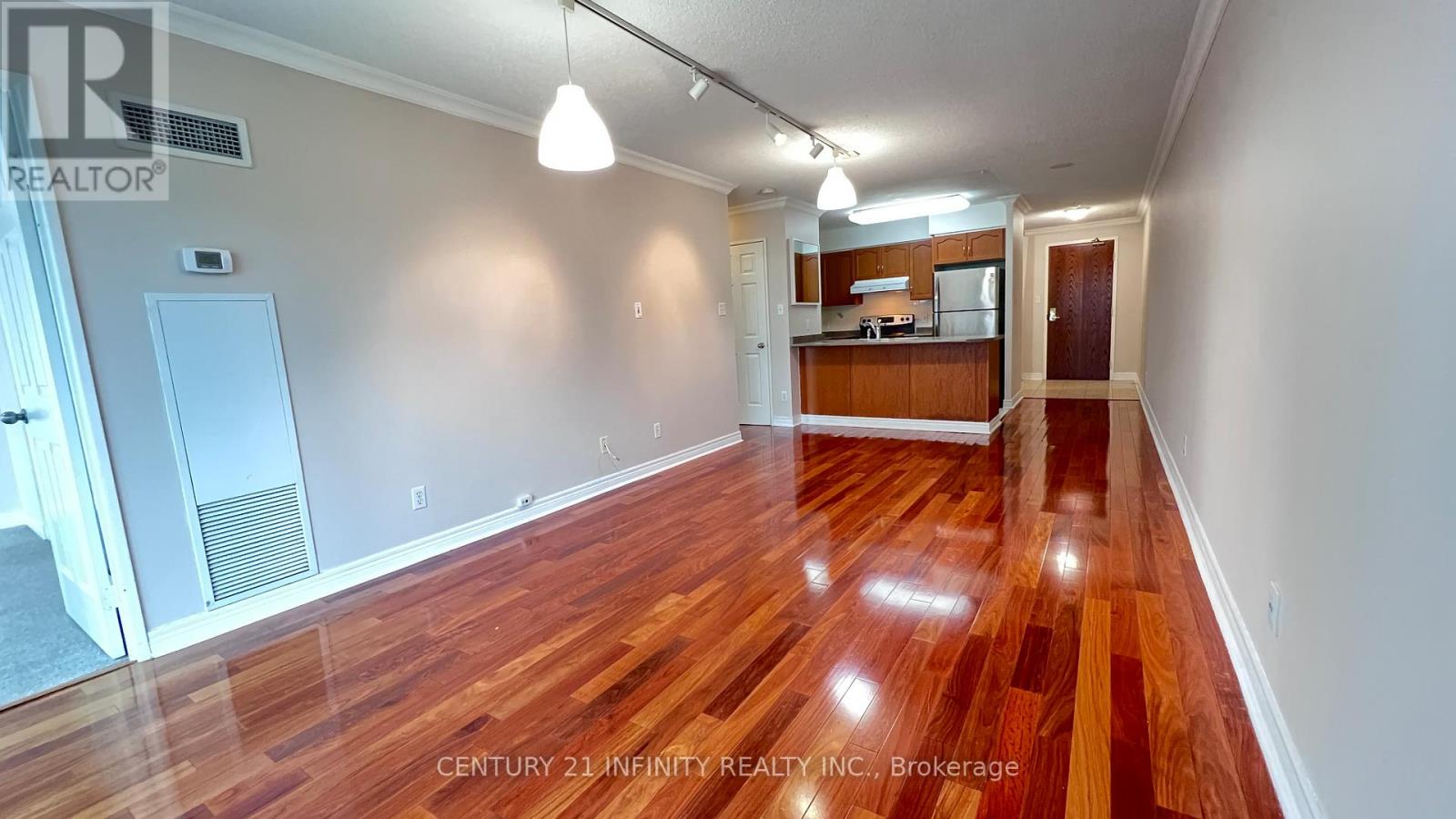 2116 - 156 Enfield Place, Mississauga (City Centre), Ontario  L5B 4L8 - Photo 4 - W12511778