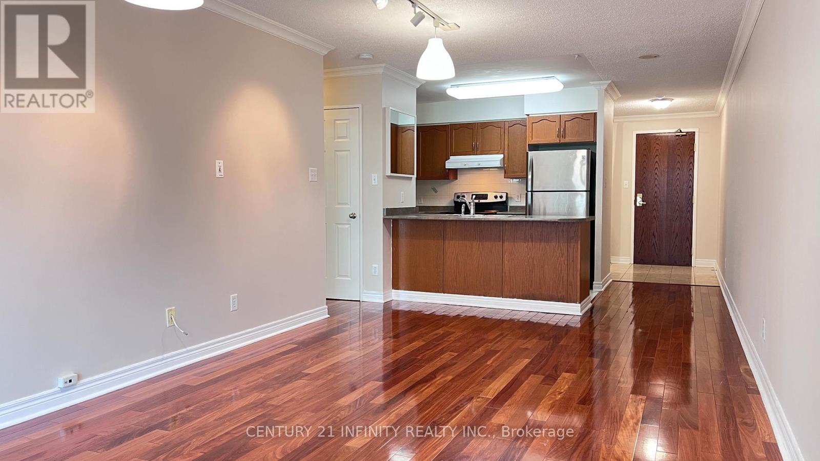 2116 - 156 Enfield Place, Mississauga (City Centre), Ontario  L5B 4L8 - Photo 5 - W12511778