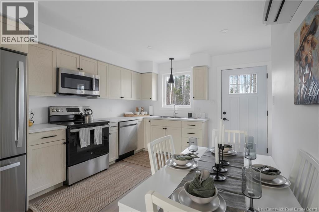 20 Terry Fox Drive, Oromocto, New Brunswick  E2V 0P6 - Photo 4 - NB127720