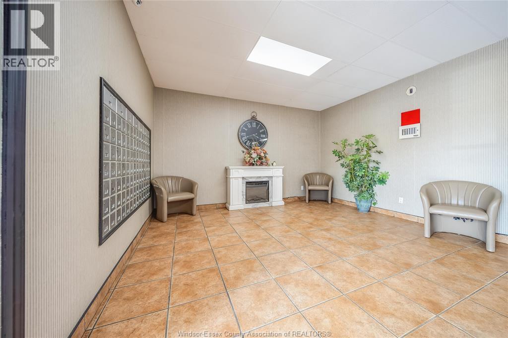 6562 Thornberry Crescent Unit# 6562, Windsor, Ontario  N8T 2X2 - Photo 27 - 25027816