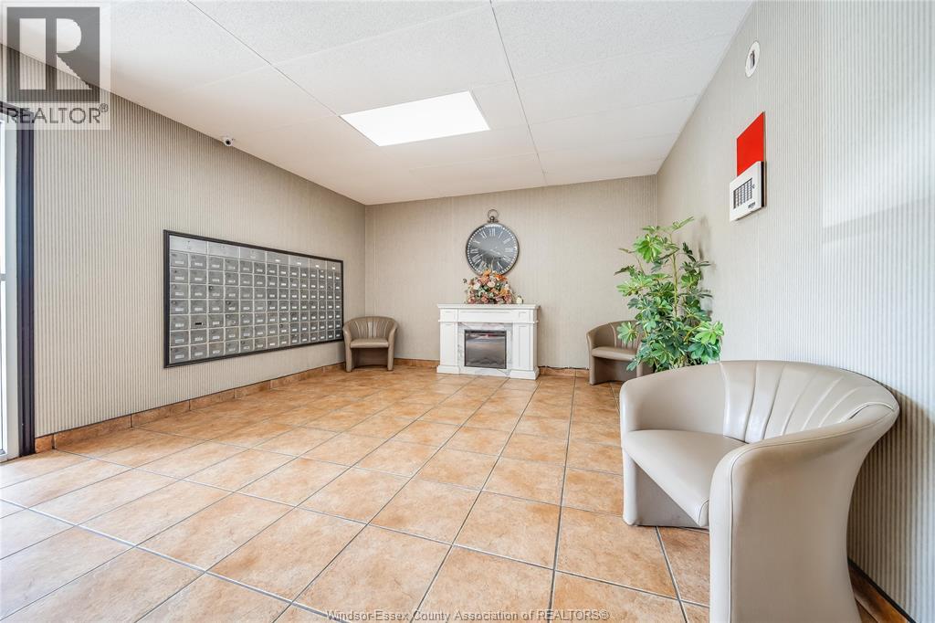 6562 Thornberry Crescent Unit# 6562, Windsor, Ontario  N8T 2X2 - Photo 26 - 25027816