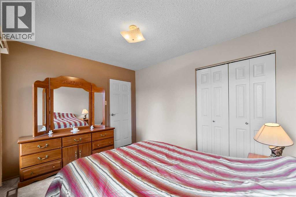 5006 65 A Street, Camrose, Alberta  T4V 3G1 - Photo 15 - A2268288