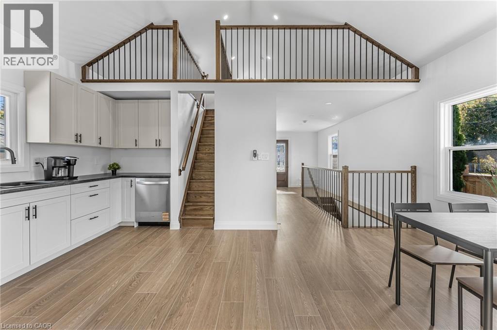 3 Ball Avenue E, St. Catharines, Ontario  L2T 1B4 - Photo 14 - 40781983