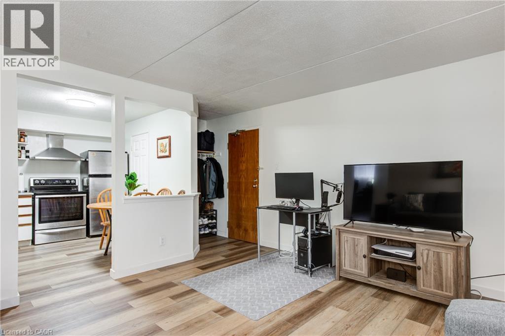 50 Campbell Court Unit# 304, Stratford, Ontario  N5A 7T6 - Photo 13 - 40782639