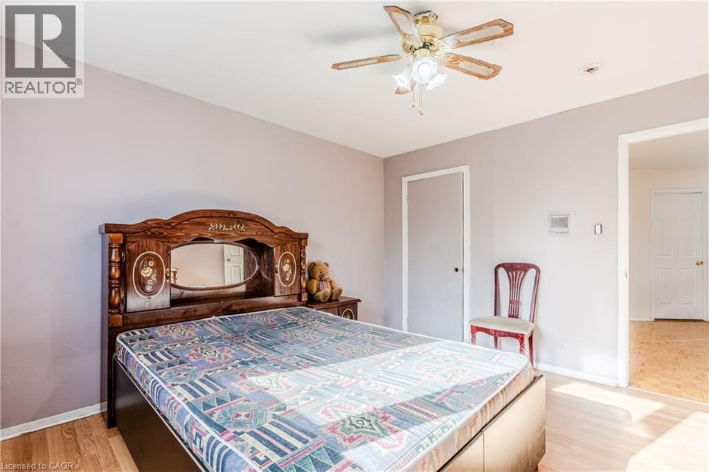 8 Dingwall Court, Brampton, Ontario  L6Z 2V3 - Photo 17 - 40784758