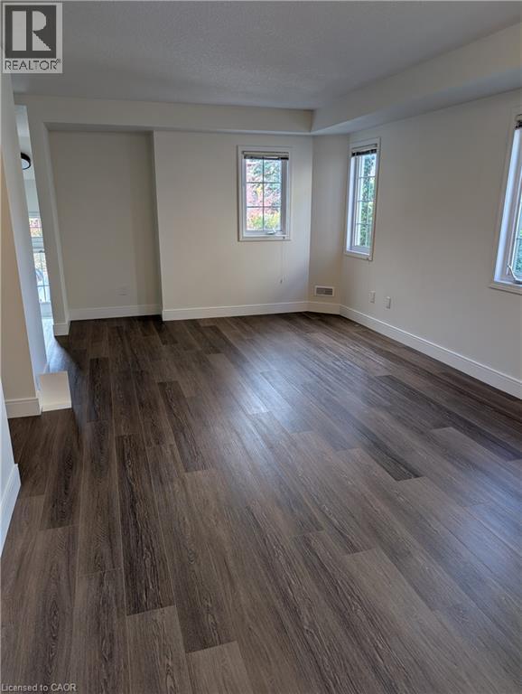 931 Glasgow Street Unit# 35b, Kitchener, Ontario  N2N 0B5 - Photo 8 - 40785481